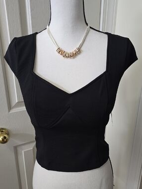 BOLD ELEMENTS BRAND WOMEN'S BLACK SHORT SLEEVES RIBBED CROP TOP SIZE SMALL